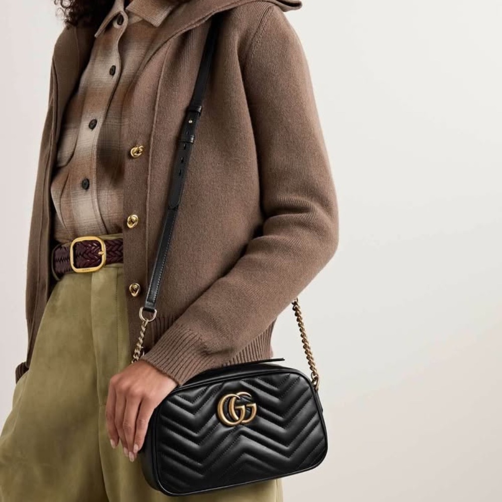 GUCCI GG Marmont Camera Size Small Calf Leather with Matching Gucci Zippy Wallet - Picture 10 of 12